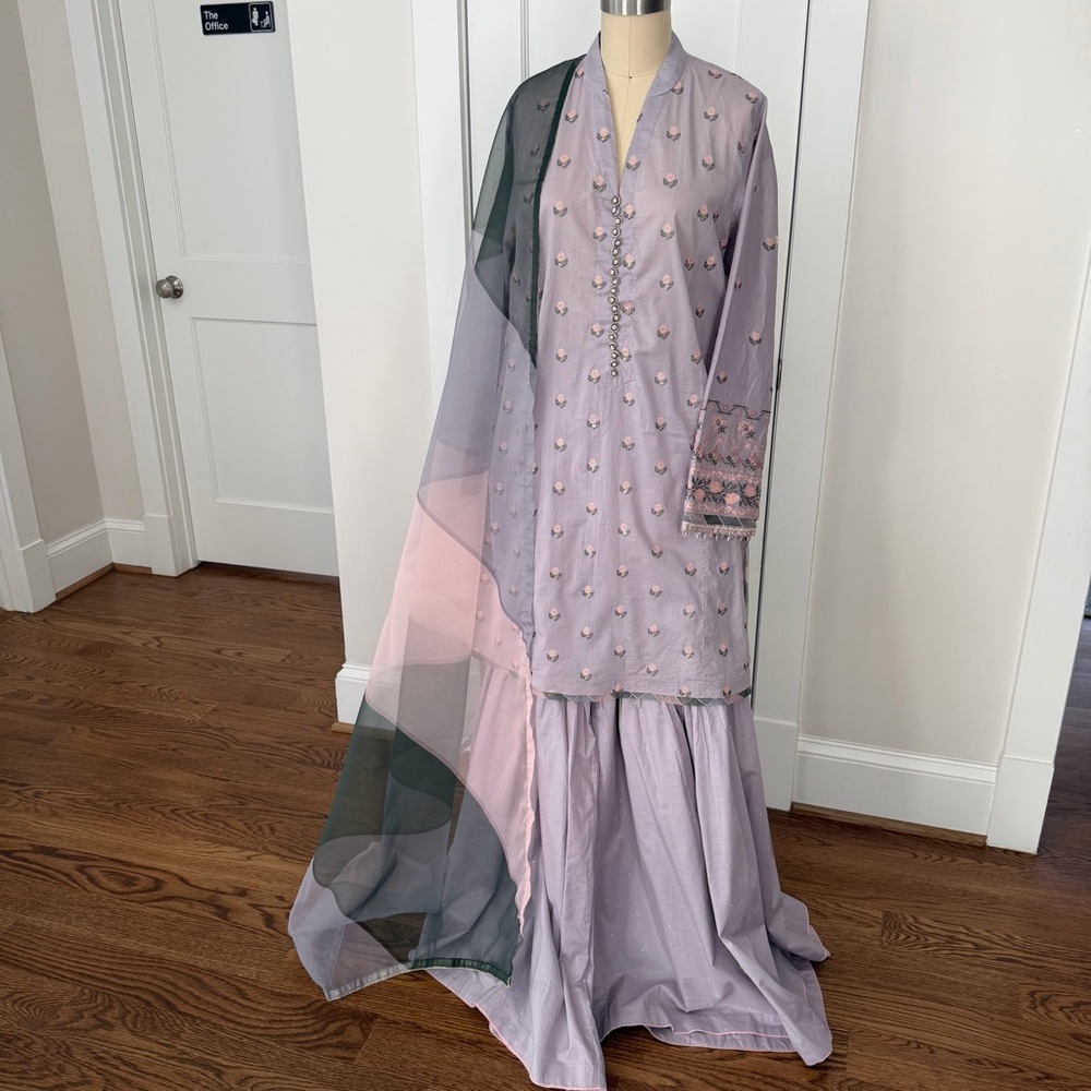 Zara Shahjahan Lavender Embroidered 3 Piece Gharara Suit
